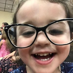 Meet your Posher, Courtney